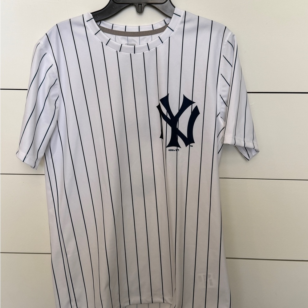 NY YANKES YL White and Blue Striped DRI-Fit Short Sleeve Tee